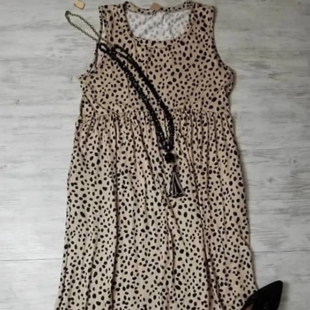 NEW boutique style Maxi dress Never worn